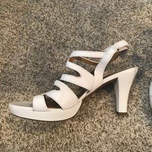 White Feaux Leather 3 in Heels Size 7.5
